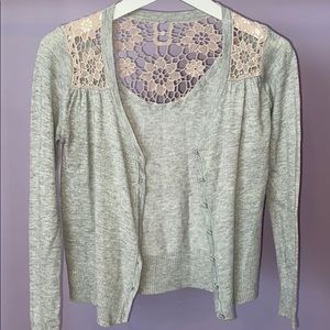 Crochet detailed cardigan